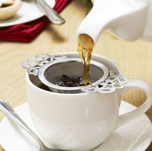 Lakeland celtic-knot tea strainer